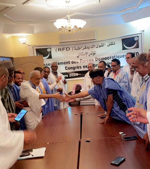 المشاركون في مؤتمر حزب التكتل يعيدون انتخاب أحمد ولد داداه رئيسا للحزب