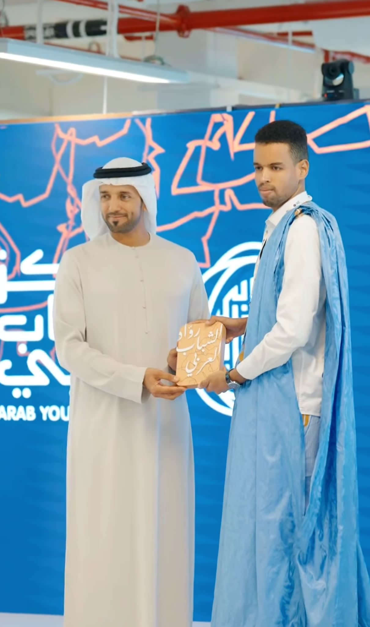 الإمارات.. شاب موريتاني ضمن المكرمين في مبادرة رواد الشباب العربي