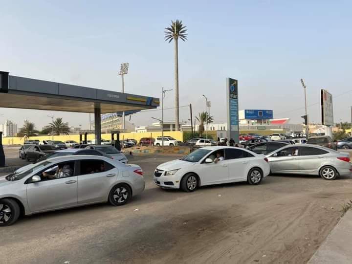 محطات نواكشوط تعاني نقصا حادا في البنزين