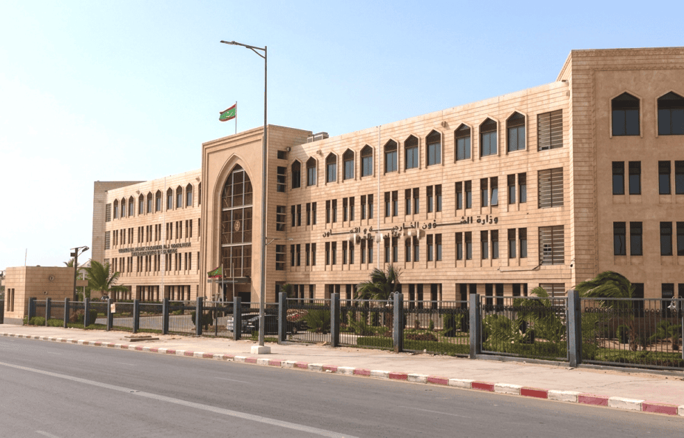 موريتانيا تدين استهداف مطاري الرياض وأبها وتعلن تضامنها مع السعودية