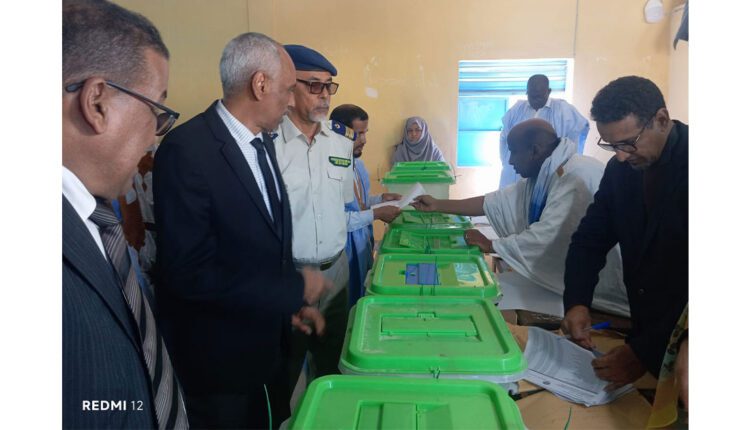 في نحو 822 مكتبا.. آلاف الموظفين يدلون بأصواتهم في انتخابات التمثيلية النقابية