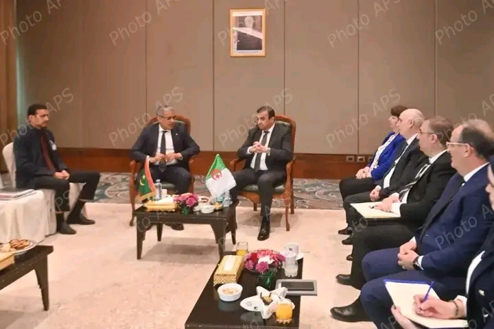 الجزائر تجدد استعدادها لتقاسم خبراتها مع موريتانيا في مجال تطوير الصناعة النفطية والغازية
