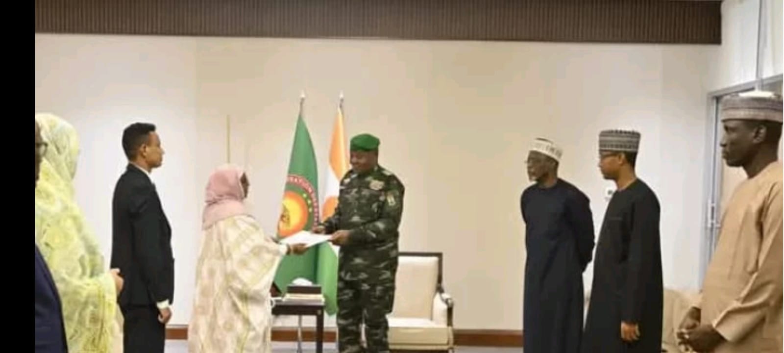 نيامي ونواكشوط تعززان تعاونهما لمكافحة انعدام الأمن في منطقة الساحل