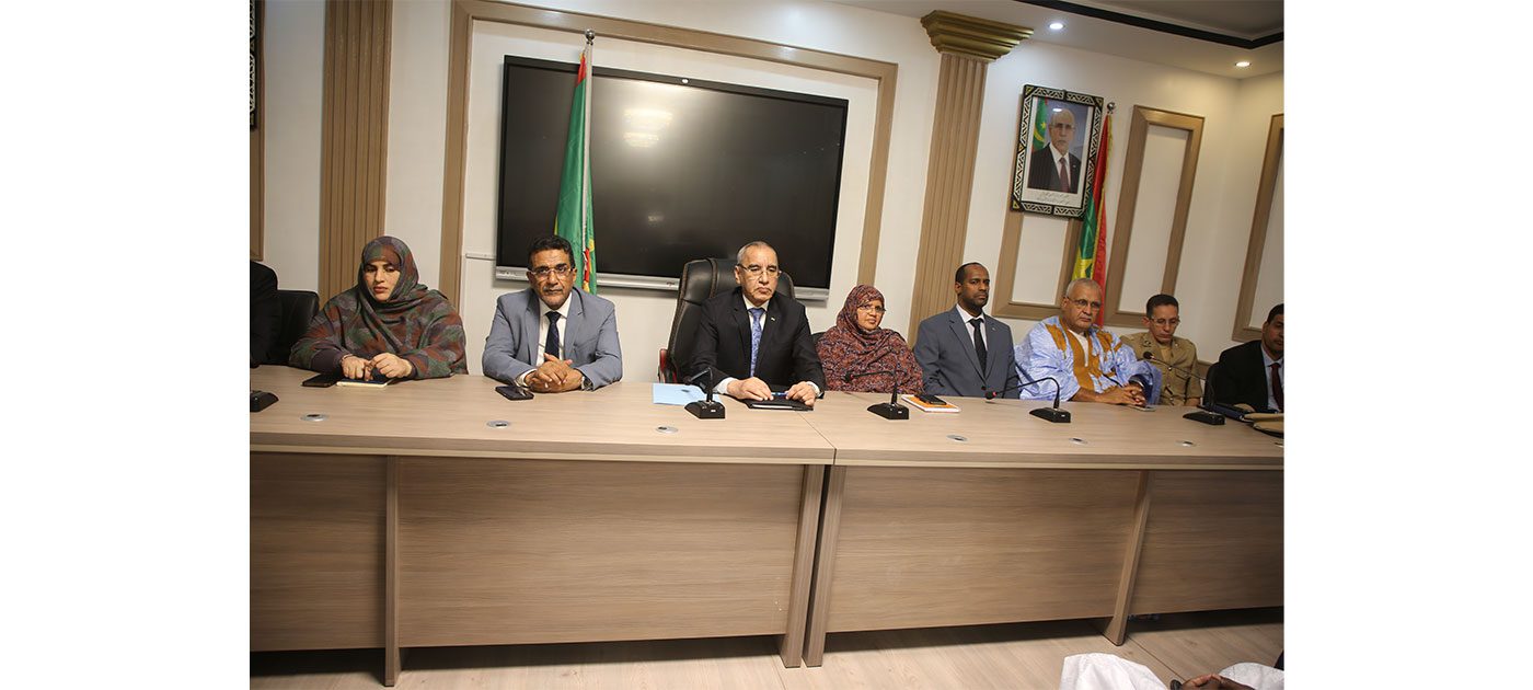 اجتماع موسع لتعزيز الإصلاح الإداري وتحسين خدمات المواطن