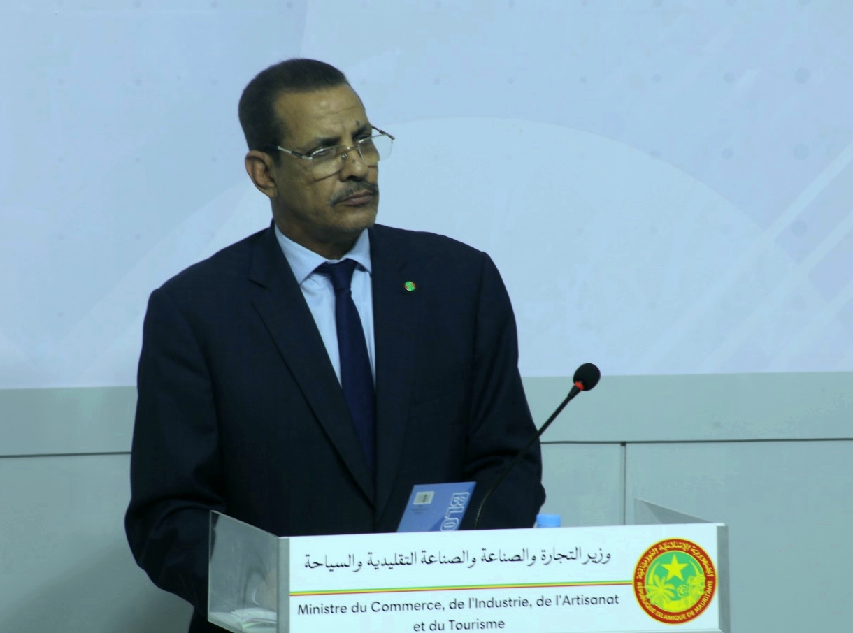 وزير التجارة : الحكومة تعول على الغرفة التجارية في تطوير القطاع الخاص