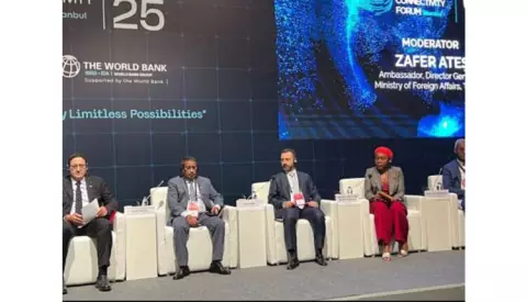 وزير النقل: إمكانات موريتانيا "الكبيرة" في الطاقة النظيفة تفتح آفاقا جديدة للاستثمار الأخضر