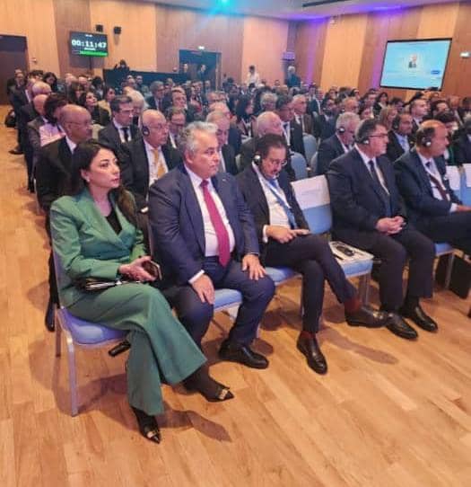 تشمل الطاقة والمعادن والصيد..موريتانيا تستعرض من  باريس  الفرص الاقتصادية في البلاد