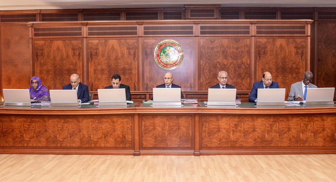 الحكومة تجيز البرنامج التعاقدي المتعلق بصيانة شبكة الطرق الحضرية للفترة 2025-2027
