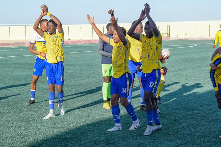 الدوري الوطني: اسنيم يفوز على اترارزة ويبتعد عن مراكز الهبوط