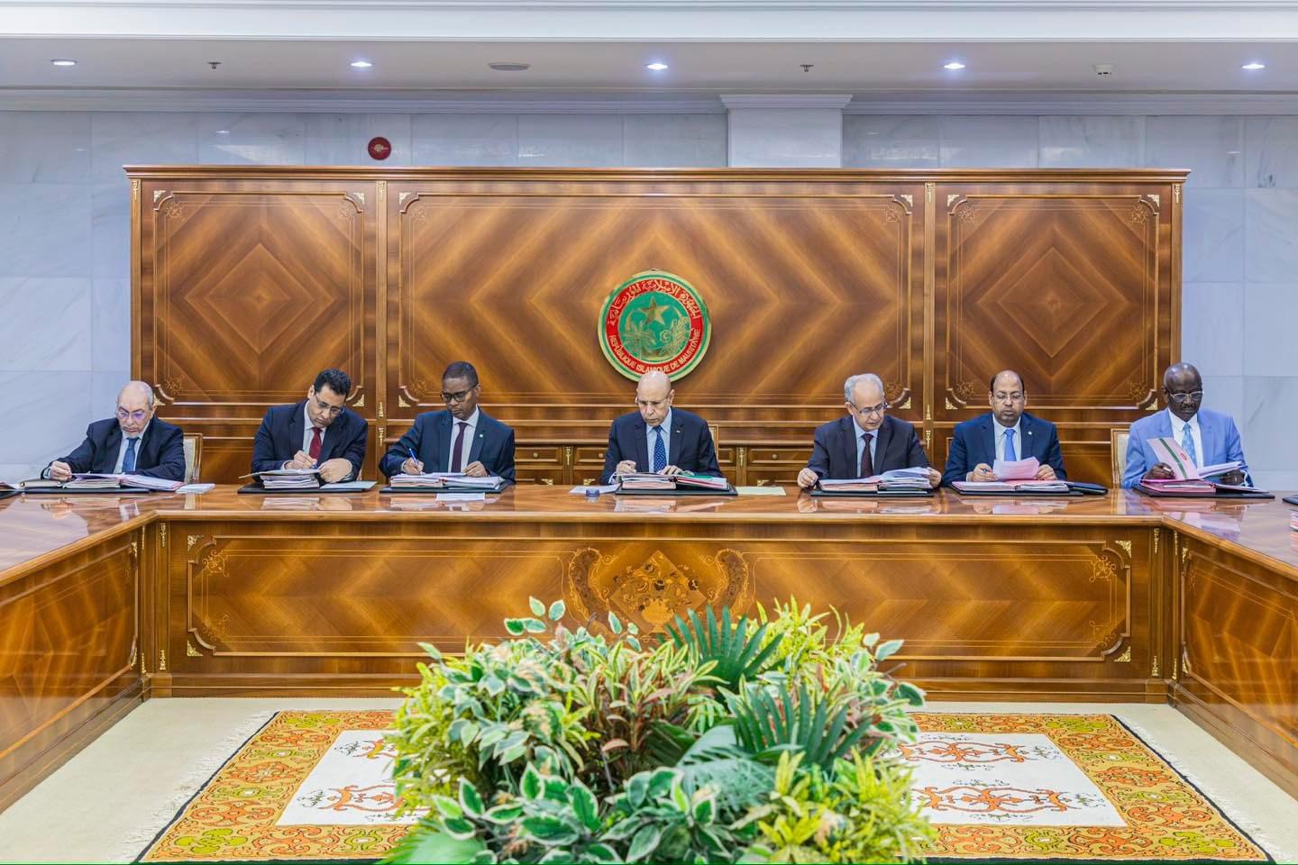 مجلس الوزراء يصادق على مشروع قانون يتعلق بالصحفي المهني