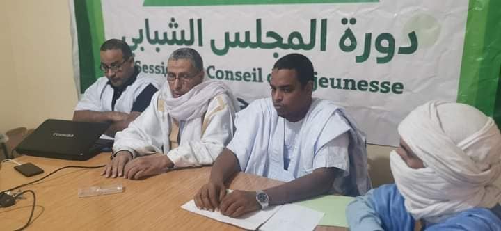 حزب تواصل يحذر من هجرة العقول الشبابية