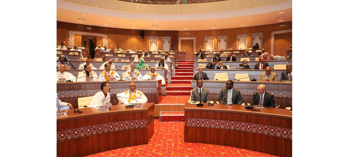 النواب يناقشون السياسة العامة للحكومة