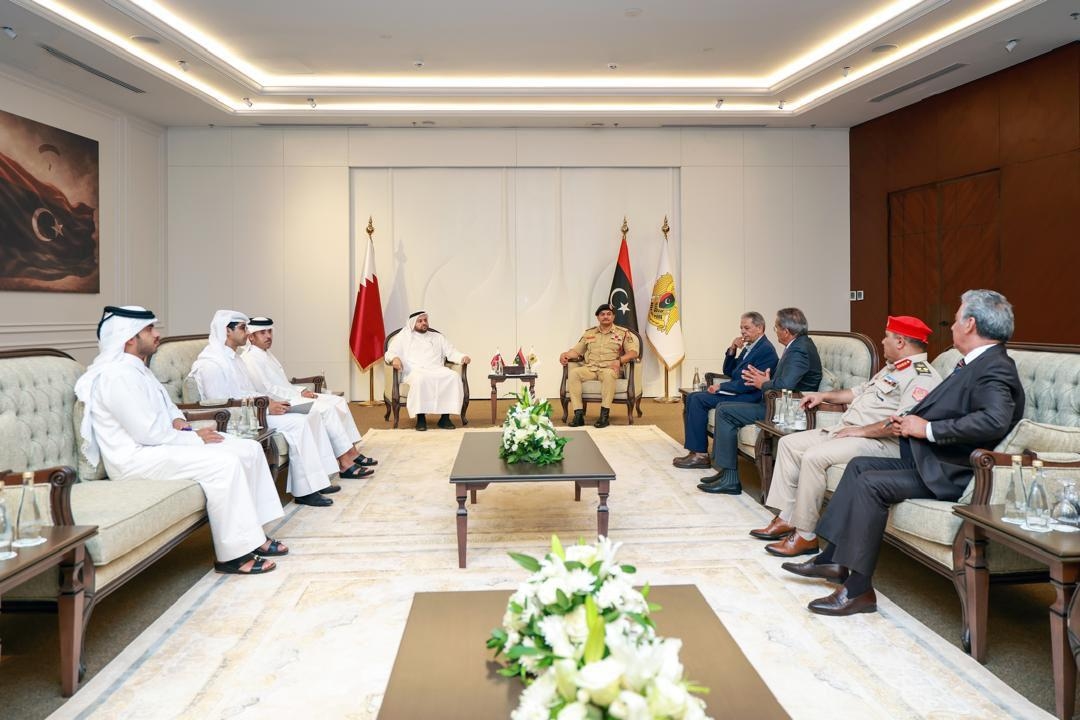 وزير قطري يبحث مع صدام حفتر في بنغازي سبل استقرار ليبيا