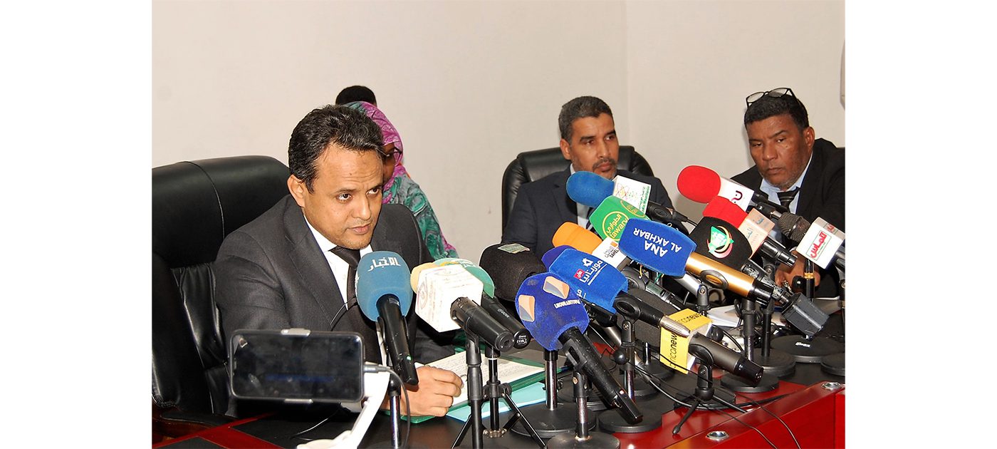 ولد نافع: الدولة عازمة على تمكين المواطنين من وثائقهم الثبوتية