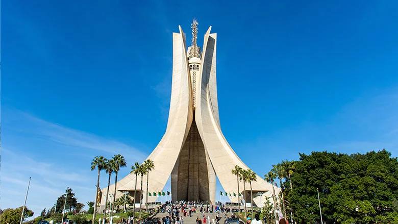البنك الدولي: اقتصاد الجزائر سجل نمواً بنسبة 3.9% في النصف الأول من عام 2024