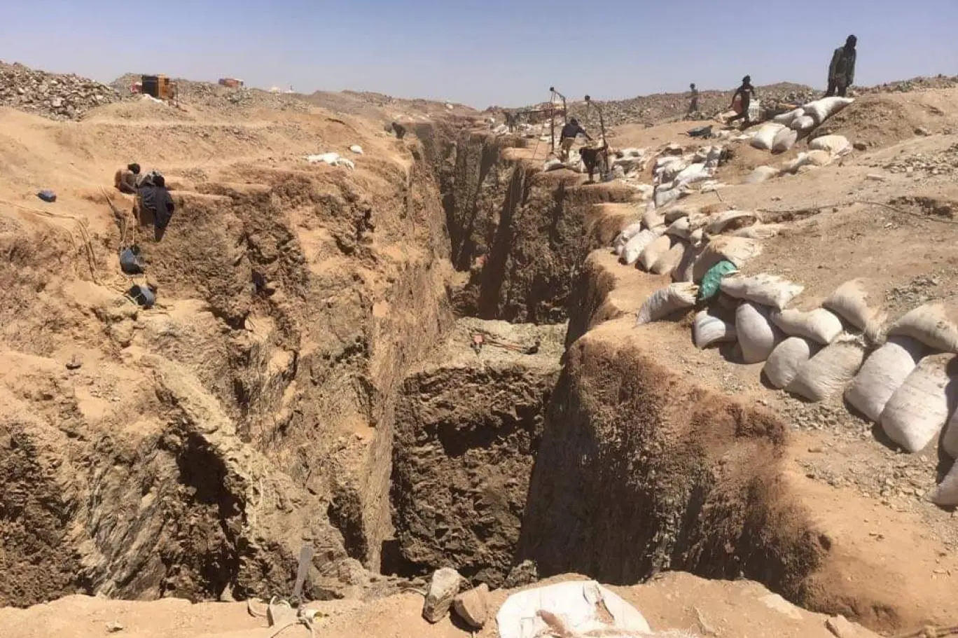 نواكشوط: حكم قضائي يحدد فترة أسبوعين لإخلاء منطقة تيجيريت