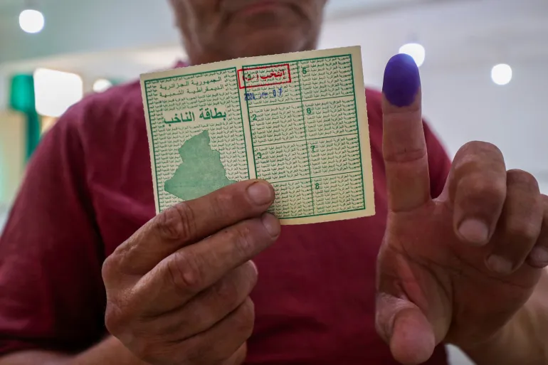 بدأ فرز الأصوات في انتخابات الرئاسة الجزائرية