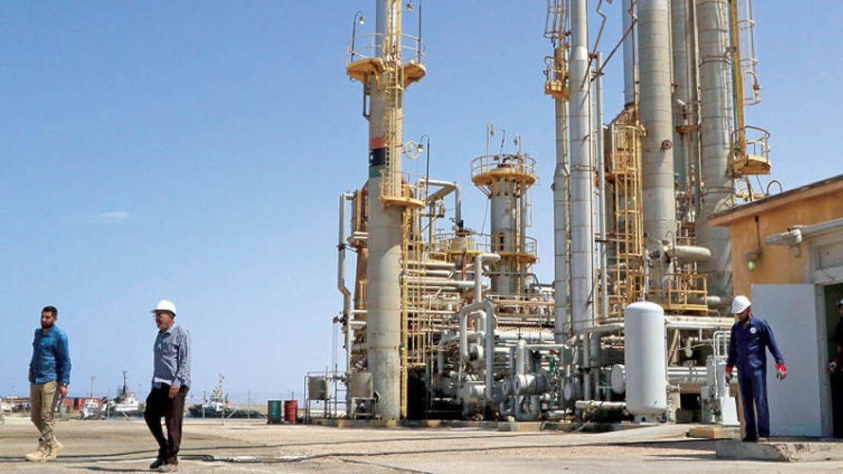 ليبيا تستعد لتوقيع اتفاق يمتد 25 عاما لتطوير قطاع النفط