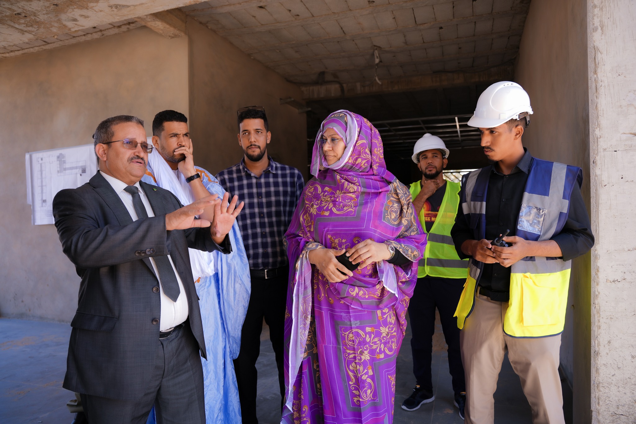 وزيرة الإسكان تدعو لاحترام المعايير الفنية وتسريع إنجاز المشاريع العمومية