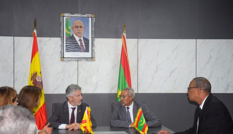 موريتانيا تبحث التعاون مع إسبانيا في مجال الدفاع