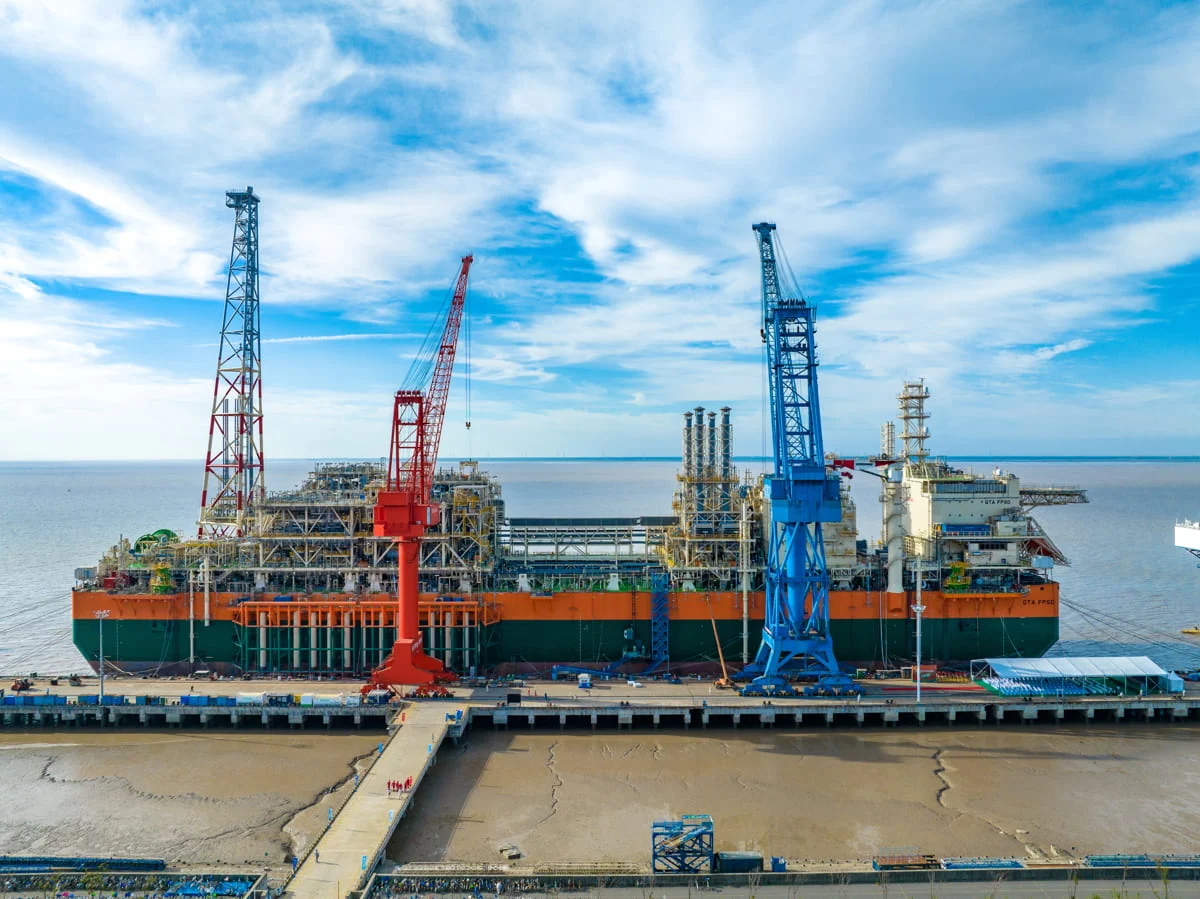 وصول منصة FPSO لمشروع آحميم