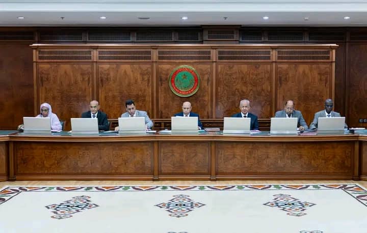 مجلس الوزراء يجري تعيينات جديدة في قطاعين حكوميين