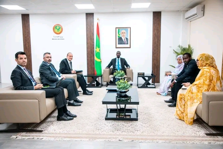 وزير الصحة يبحث مع بعثة من صندوق النقد الدولي الإصلاح الاستشفائي