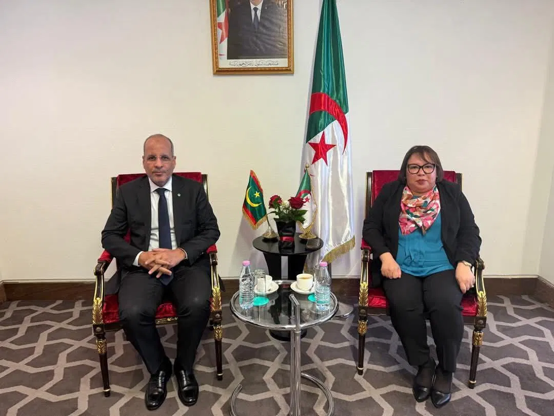 وزير التكوين المهني يلتقي نظيرته الجزائرية على هامش الأولمبياد الوطني للتكوين المهني