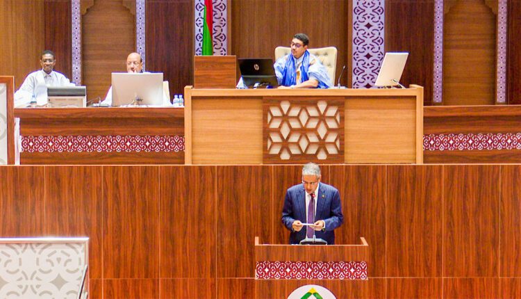 الحكومة: موريتانيا تمتلك إمكانات كبيرة في مجال الطاقات المتجددة