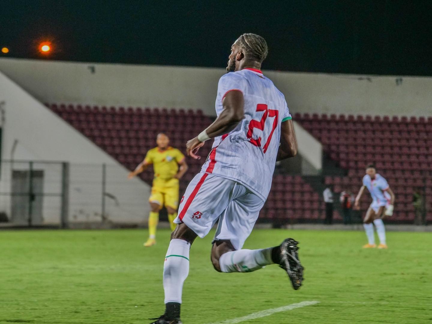 المنتخب الوطني يفوز وديا على نظيره البنيني