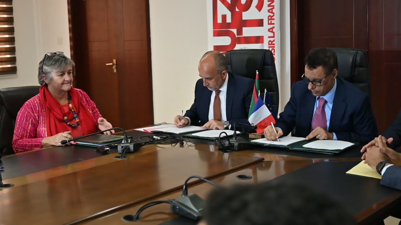 فرنسا تدعم المناطق الريفية الموريتانية بمليار و700 مليون أوقية جديدة