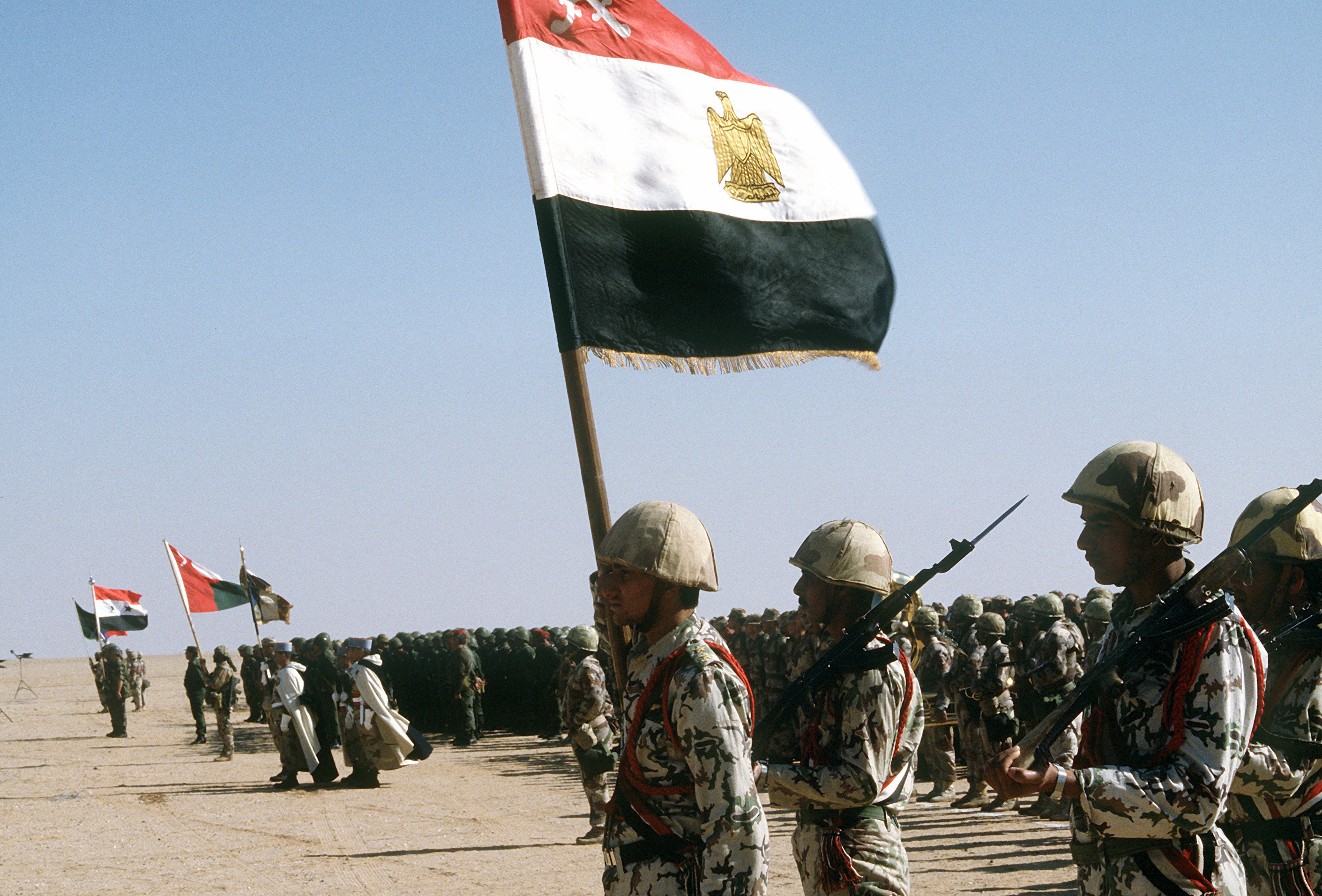 مصر: مقتل 10 إرهابيين خلال مداهمة شمال سيناء