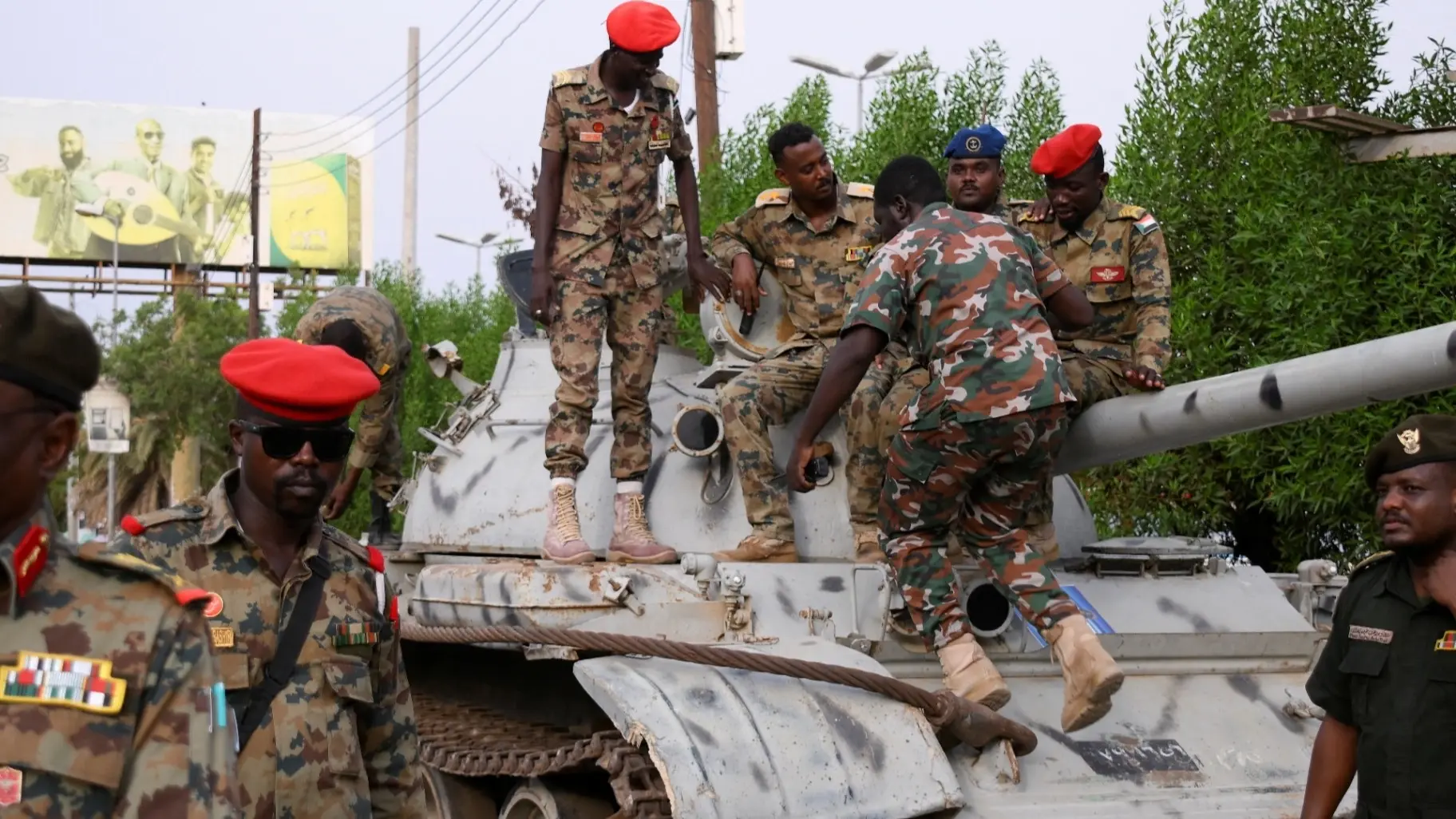 السودان: الجيش يتعتزم تسليم عناصر  من "الدعم السريع" للصليب الأحمر