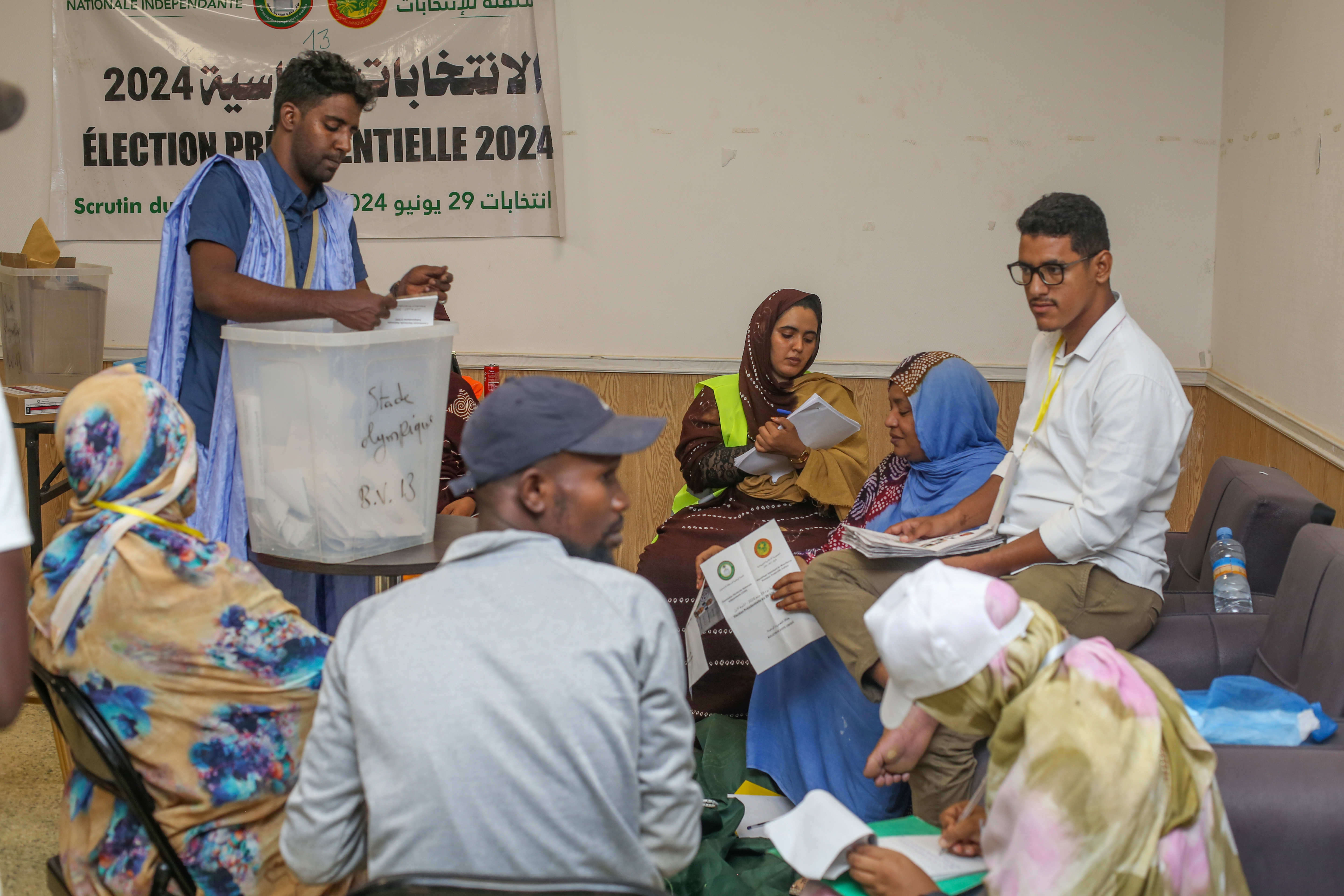 غزواني يحصل على نسبة 55,10% بعد تقدم الفرز بنسبة 55,72%