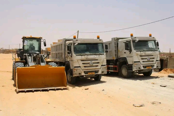 جهة نواكشوط تطلق المرحلة الثانية من برنامج فك العزلة عن الأحياء الطرفية بالعاصمة