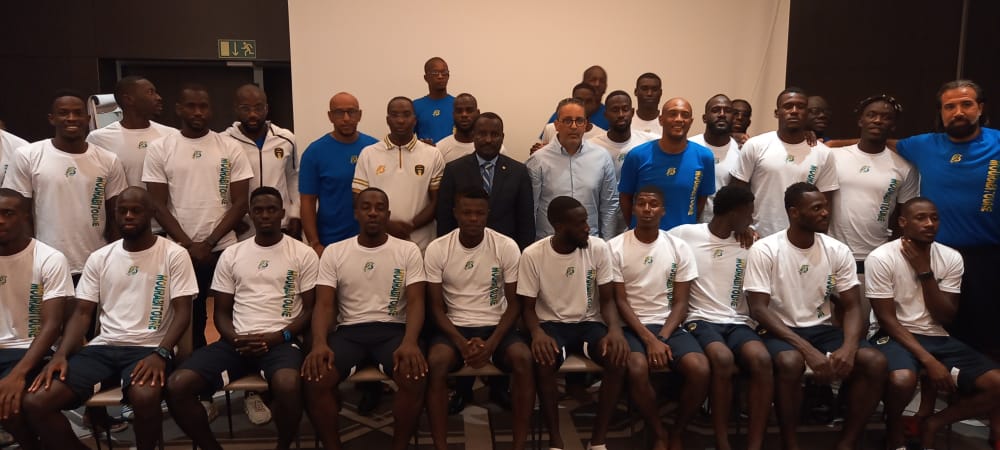 وزير الثقافة يدعو المنتخب الوطني للعمل على مضاعفة الجهود