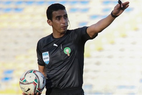 الكاف يعين حكما مغربيا لمباراة موريتانيا ضد بوركينا فاسو