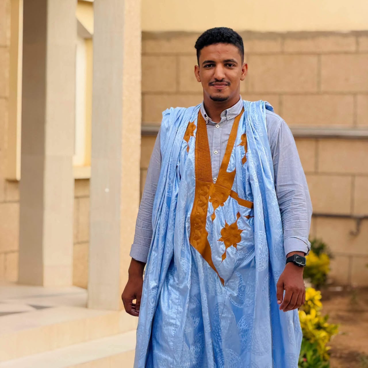 نقيب الصحفيين يزور الصحفي أسامة يوسف ويؤكد استمرار متابعة النقابة لملف الموقوفين