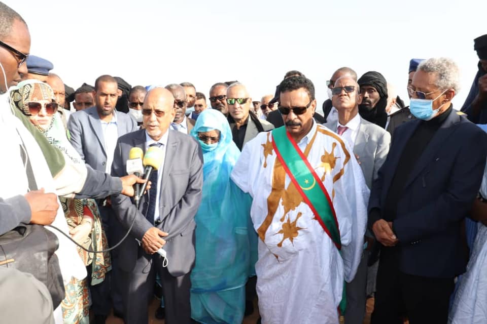 وزير الصيد: تطوير ميناء تانيت يتطلب توفير الماء والكهرباء