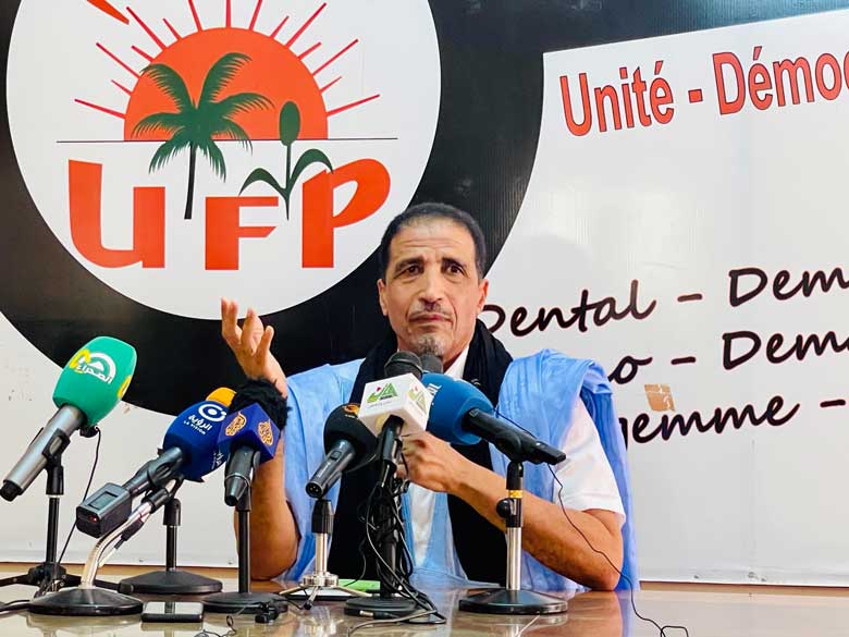 ولد مولود: الدولة تتلقى ضغطا كبيرا من أجل التخلي عن موقف الحياد تجاه قضية الصحراء