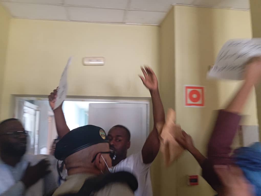 نواذيبو: الشرطة توقف نشطاء بعد احتجاجهم في وجه وزير الصحة