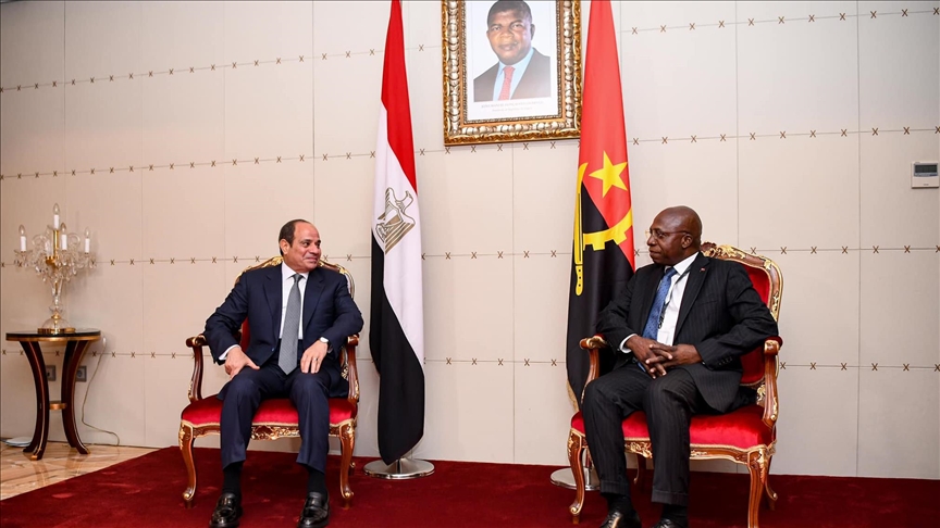 السيسي: 200 ألف لاجئ سوداني نزحو إلى مصر