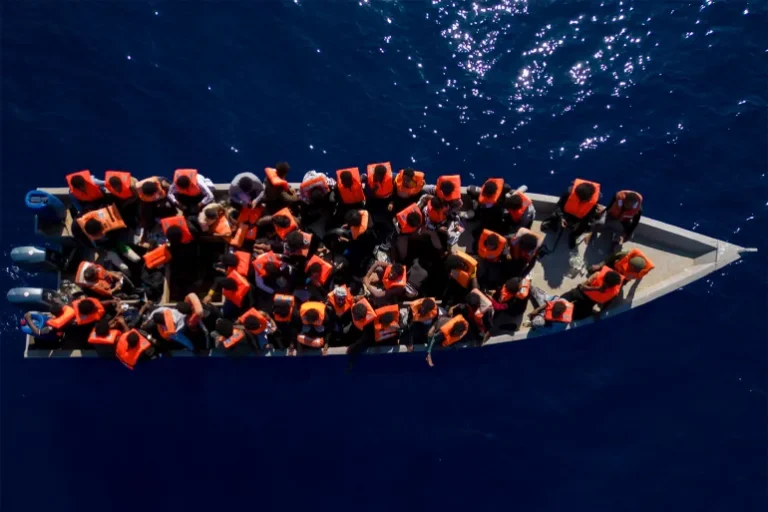 الإعلان عن غرق 20 مهاجراً إثيوبياً قبالة سواحل اليمن