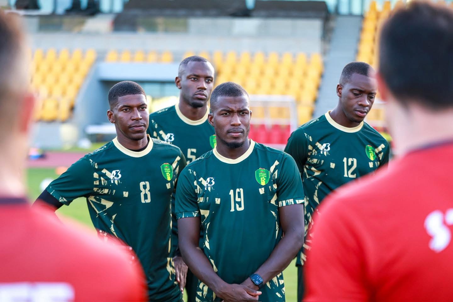 استعدادا لمواجهتي السودان والسنغال .. المنتخب الوطني يبدأ معسكرا تدريبيا في داكار