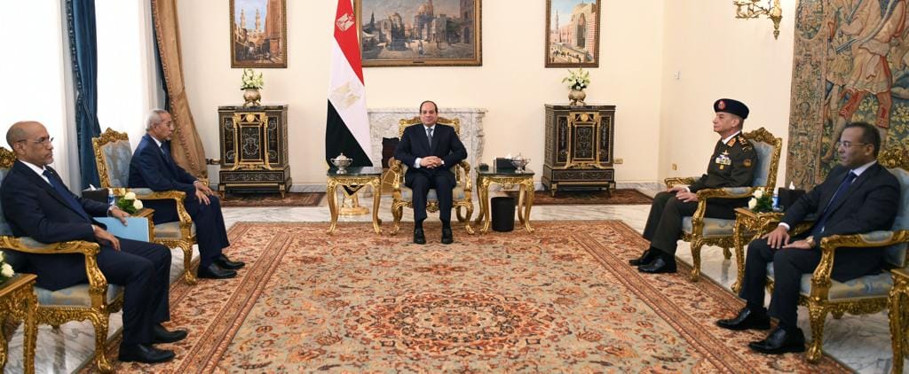 الرئيس المصري يستقبل وزير الدفاع الوطني