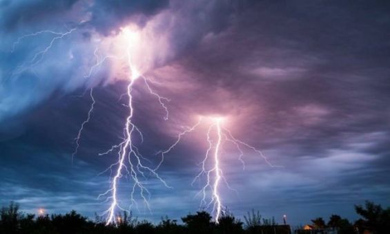 المغرب: مقتل شاب عشريني جراء صاعقة رعدية بمدينة طنجة