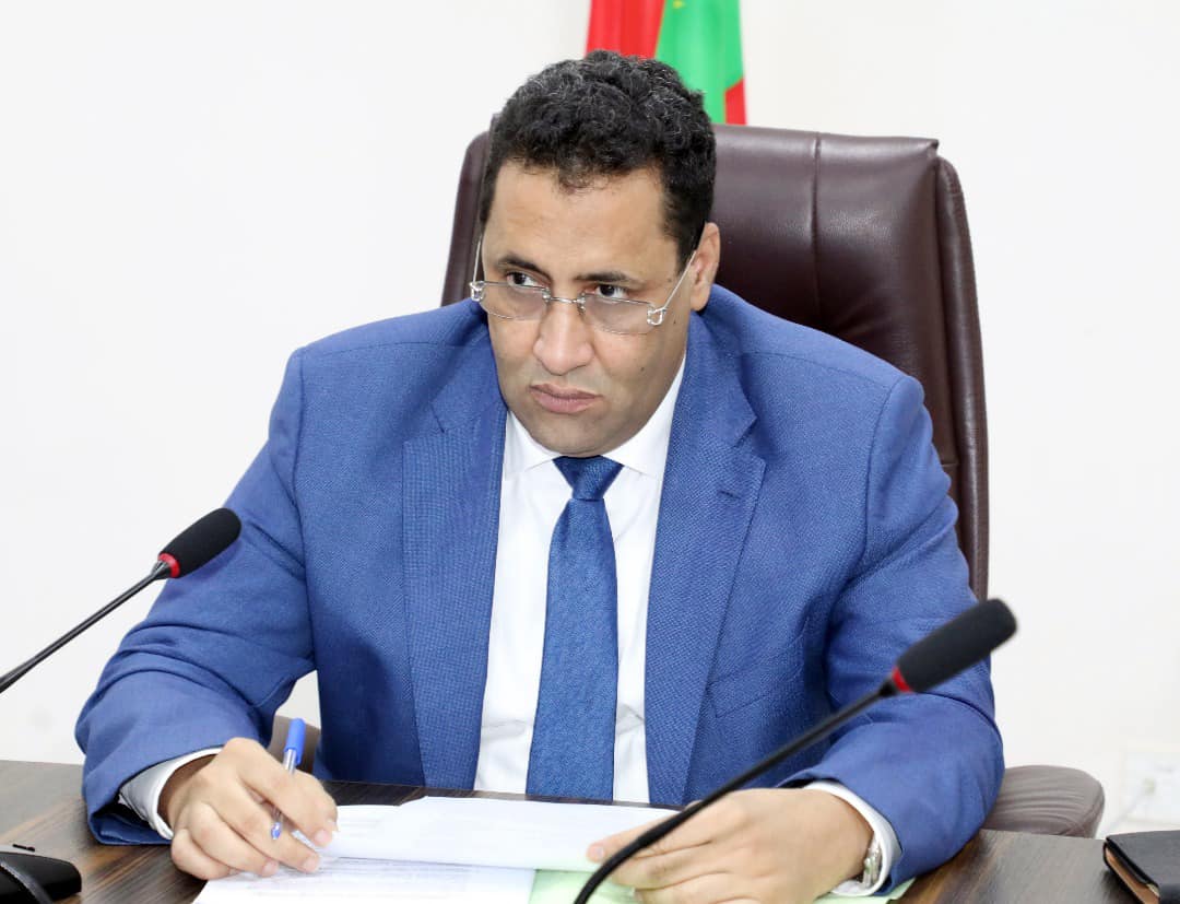 الوزير الأول يوجّه بإعداد مقترحات لتحسين آلية تصنيف المؤسسات