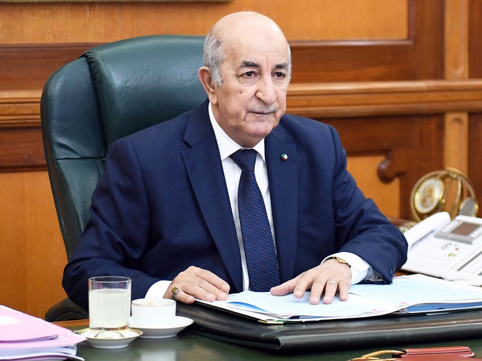 الجزائر: تبون يصادق على تسهيلات خاصة بإنجاز طريق تندوف – الزويرات