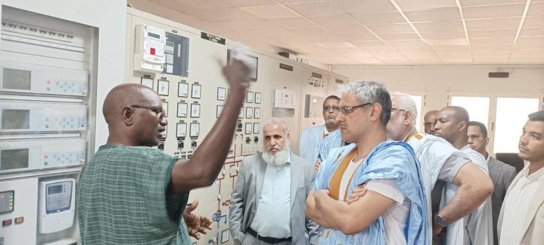 وزير الطاقة: نسعى للحد من الانقطاعات الكهربائية وضمان استمرارية الخدمة