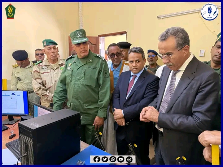 المدير العام للأمن يتفقد المعبر الحدودي بالكيلومتر 55